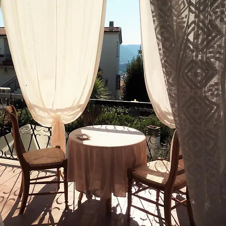 Apartment Le Farfalle Di Donatella *
